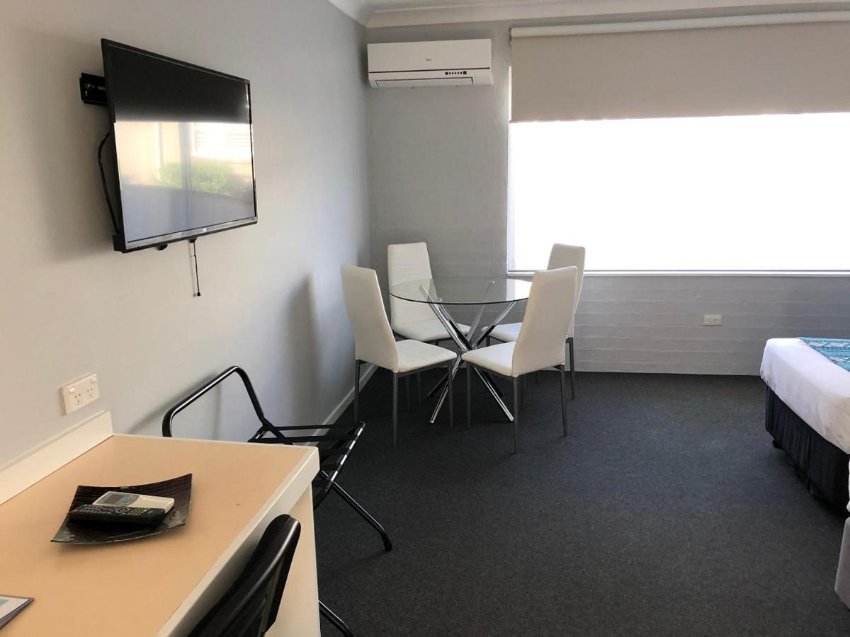 Marco Polo Motor Inn Taree Buitenkant foto